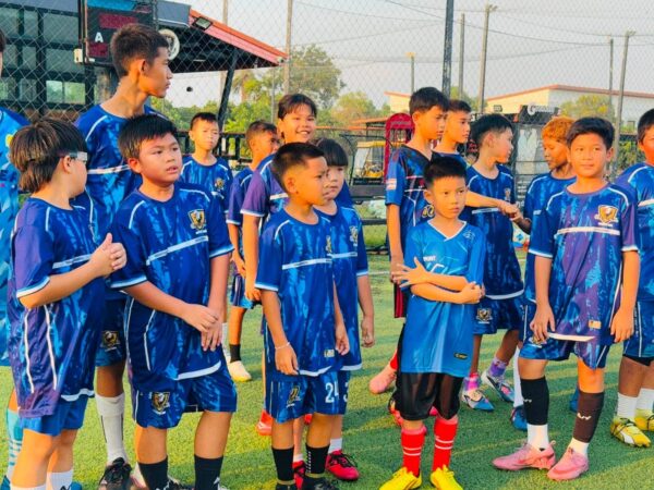 สมุทรสาคร-ทีมบัวสุวรรณ FC เปิดลุคใหม่สอนการเรียนฟุตบอลที่ B.I.G. SPORT CLUBโดยทืมโค้ชมืออาชีพ